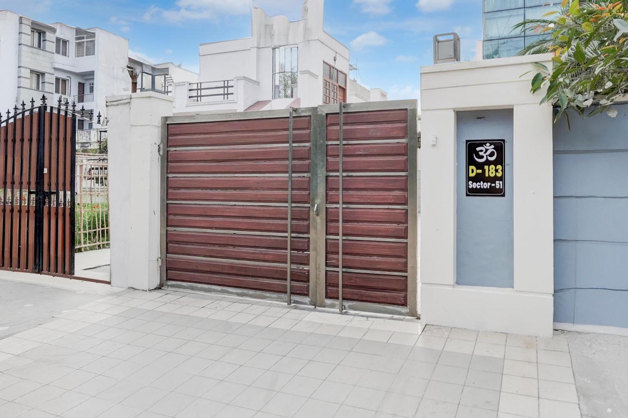 Super Townhouse Sector 51 Noida Near Metro Station 호텔 외부 사진